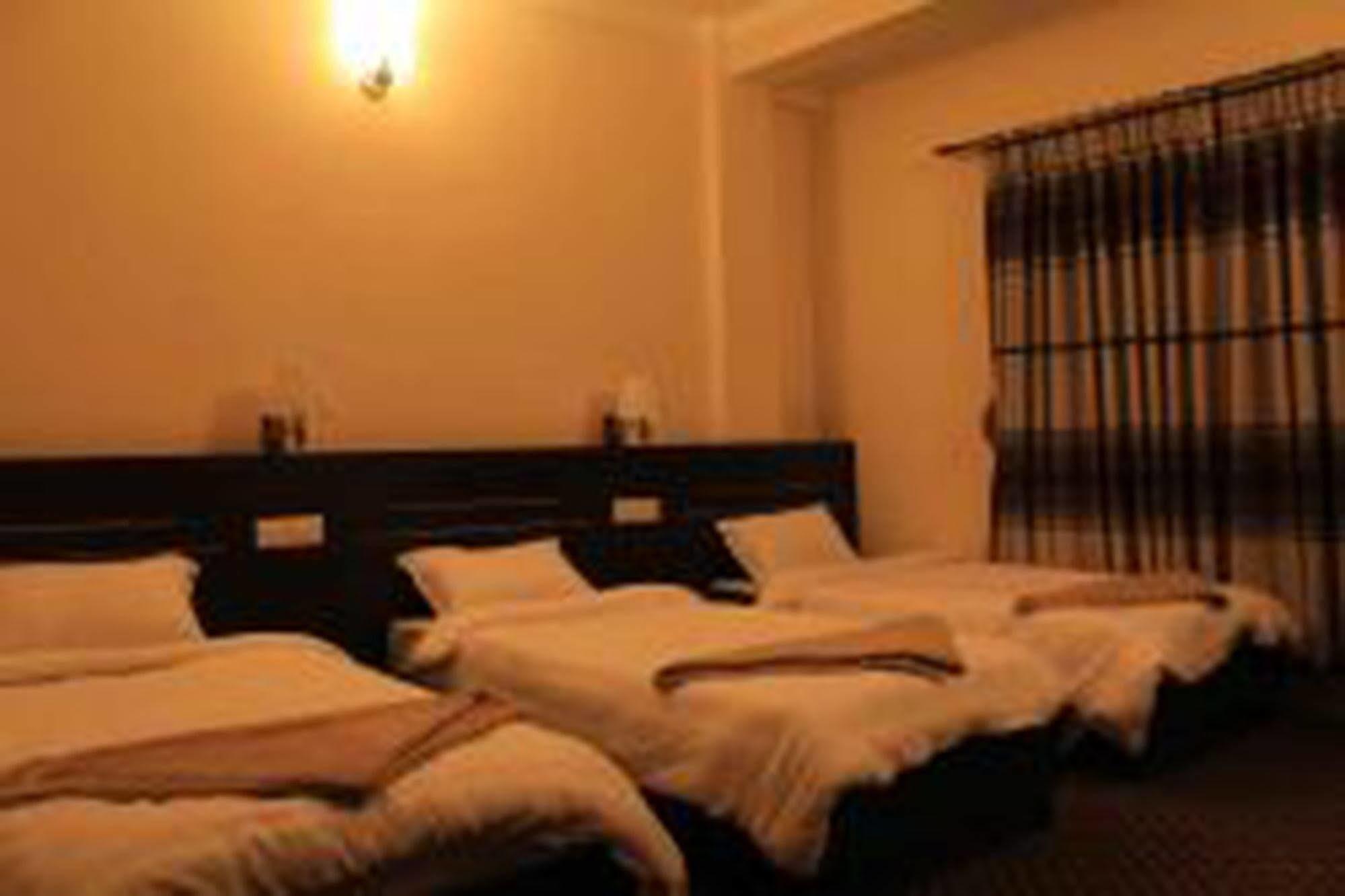 Mirage Inn Rummindei Esterno foto